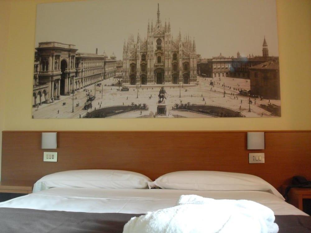 B&B Hotel Milano Portello Exterior photo